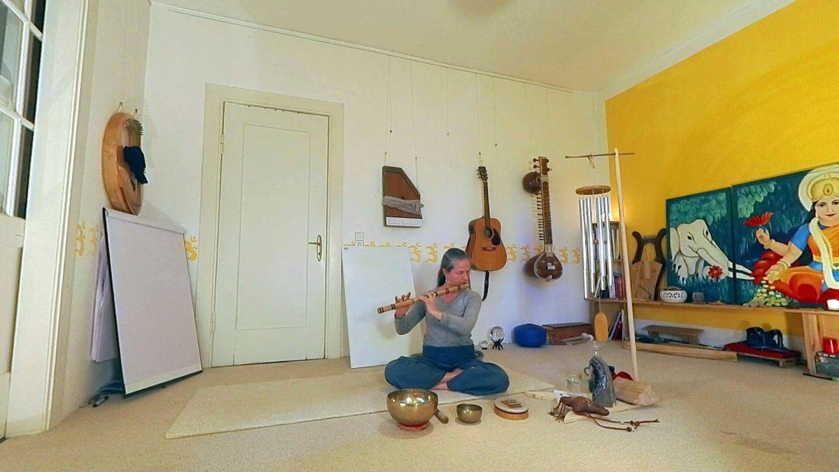 Mein privater Yoga-Raum, mit einigen meiner Musik-Instrumente